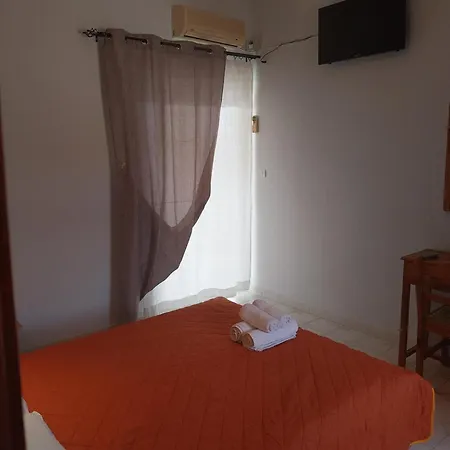 Meltemi Rooms And Apartments Finikounta Exterior photo