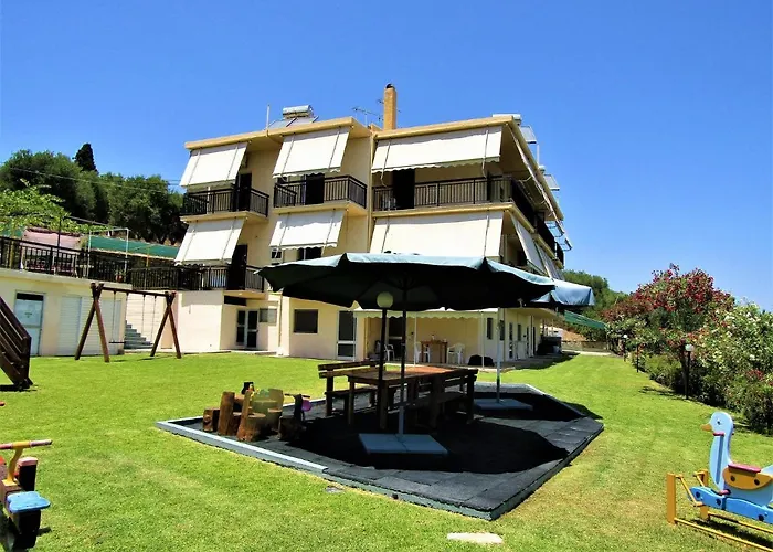 Meltemi Rooms And Apartments