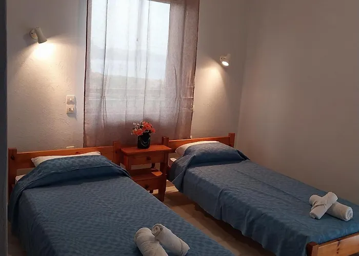 Meltemi Rooms And Apartments