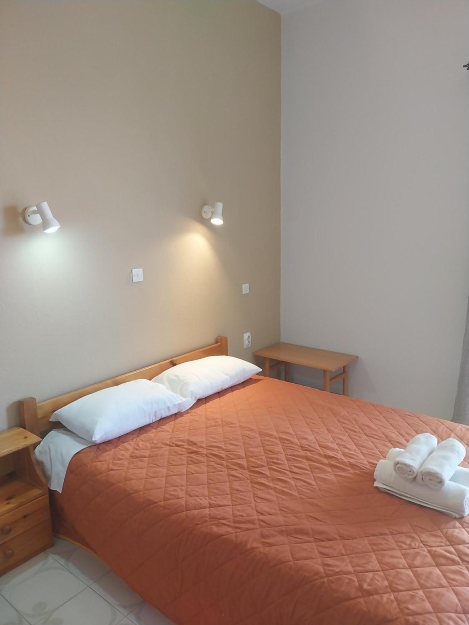 Apartment Meltemi And Finikounta