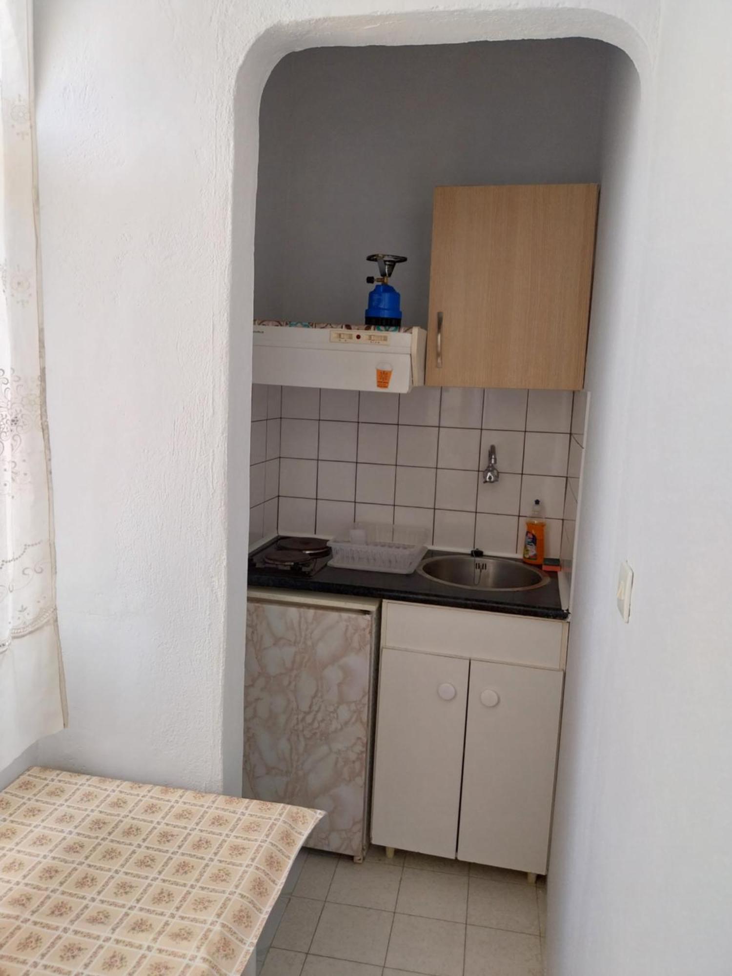 Apartment Meltemi And Finikounta
